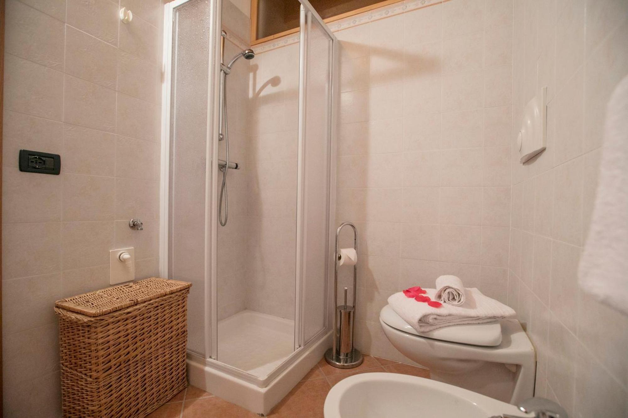 Appartamento Centro Storico Riva - Happy Rentals Екстер'єр фото