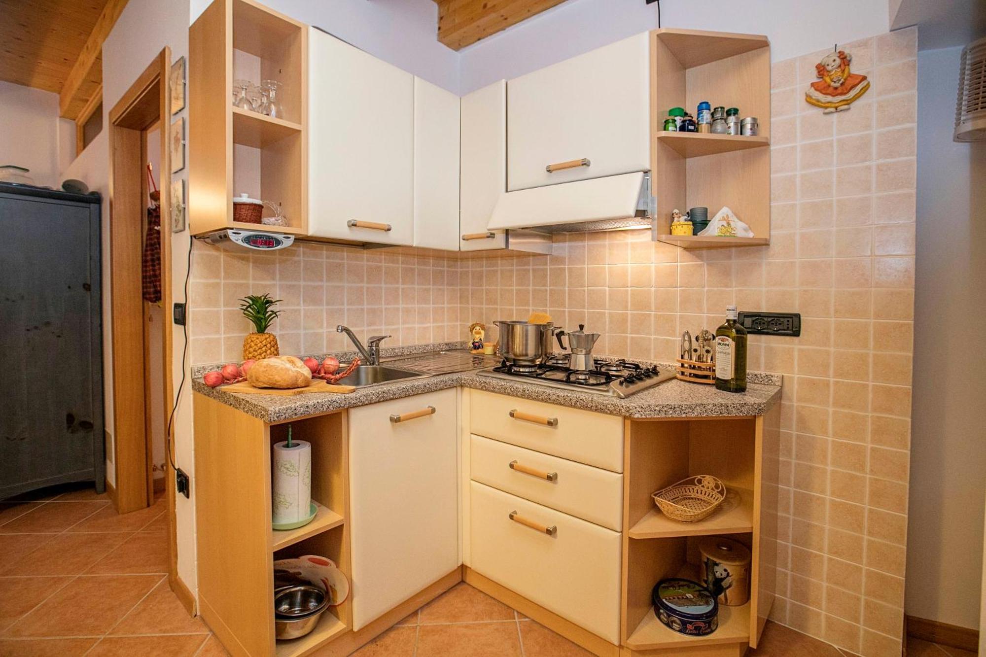 Appartamento Centro Storico Riva - Happy Rentals Екстер'єр фото