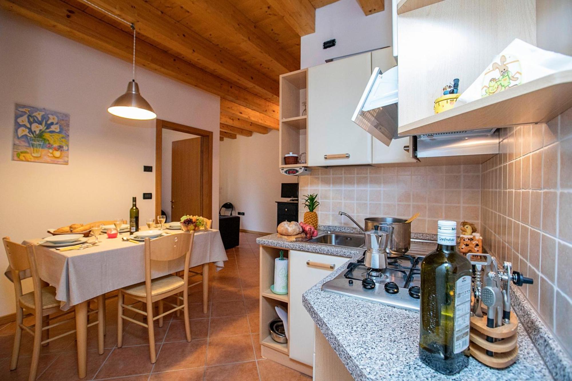 Appartamento Centro Storico Riva - Happy Rentals Екстер'єр фото